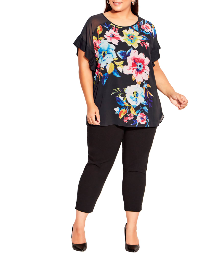 Plus size model wearing  by Ave Studio | Dia&Co | dia_product_style_image_id:202609